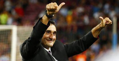 Valverde festeja la Supercopa de 2015 ante el Bar&ccedil;a.