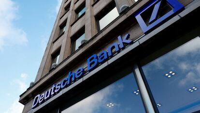 El logo de Deutsche Bank, en Bruselas