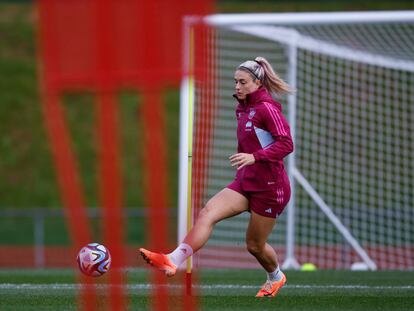 Alexia Putellas, durante un entrenamiento de España.