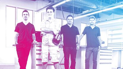 El equipo creador de Oculus, con Lucky Palmer en primer plano. No acabaron bien en la industria por el apoyo de uno de ellos a Trump.