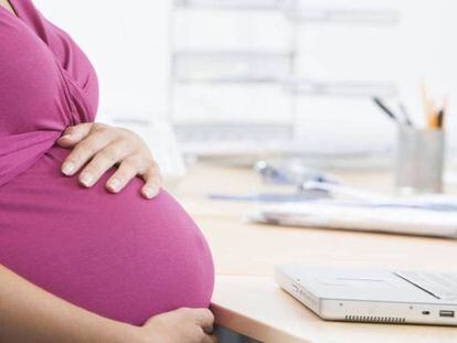 El TS declara nulo privar de un plus a la empleada que solicita un permiso de maternidad
