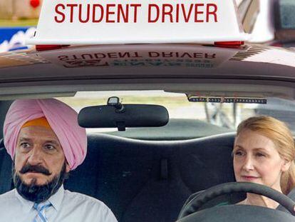 Ben Kingsley i Patricia Clarkson, a 'Aprendiendo a conducir'.