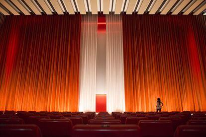 Tel&oacute;n medio cerrado en el &uacute;ltimo d&iacute;a de proyecciones en el barcelon&eacute;s cine Urgell, el pasado mes de mayo.