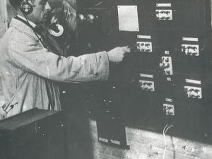 Uno de los primeros t&eacute;cnicos de Radio Barcelona.