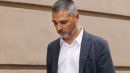 Alejandro De Pedro, sale de la Audiencia Nacional el 10 de junio.