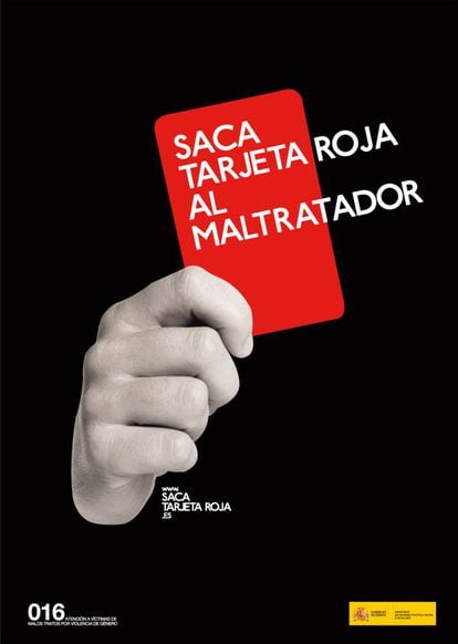 El 2010 dejó 73 mujeres muertas, la segunda cifra más alta de los últimos 11 años, como consecuencia de la violencia de género. Hasta el 20 de noviembre, el número de fallecidas fue de 69. En la imagen, el cartel de ese año contra la violencia machista.