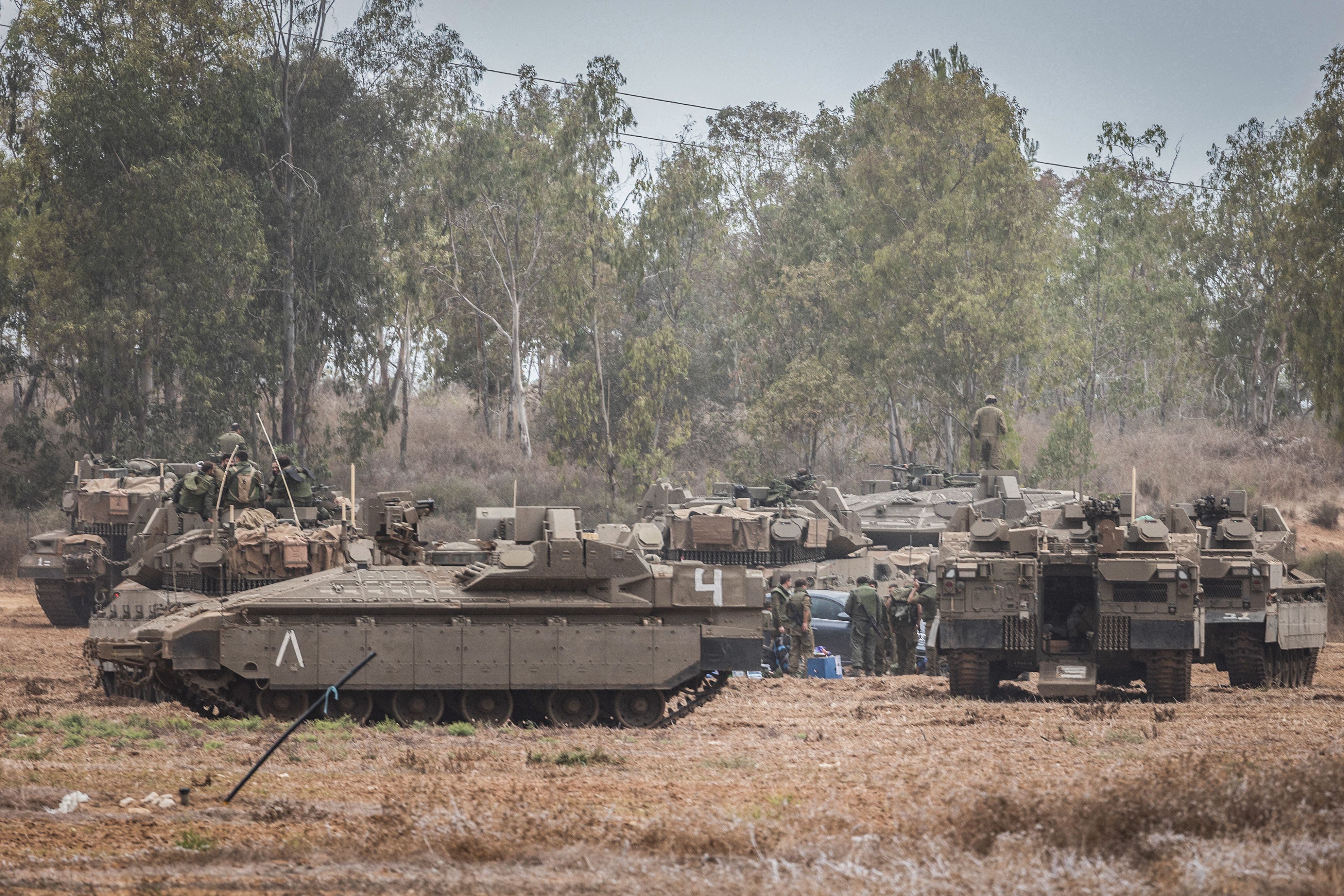 09 November 2023, Israel, Sderot: Tanks and military vehicles are seen as a search for suspects is underway. Fighting between Israeli soldiers and Islamist Hamas militants continues in the border area with Gaza. Photo: Ilia Yefimovich/dpa (Photo by Ilia Yefimovich/picture alliance via Getty Images)