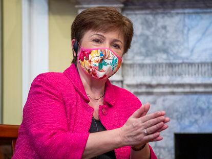 Kristalina Georgieva, directora gerente del FMI, en un encuentro con el presidente ecuatoriano, Lenín Moreno, el martes 26 de enero en Washington.