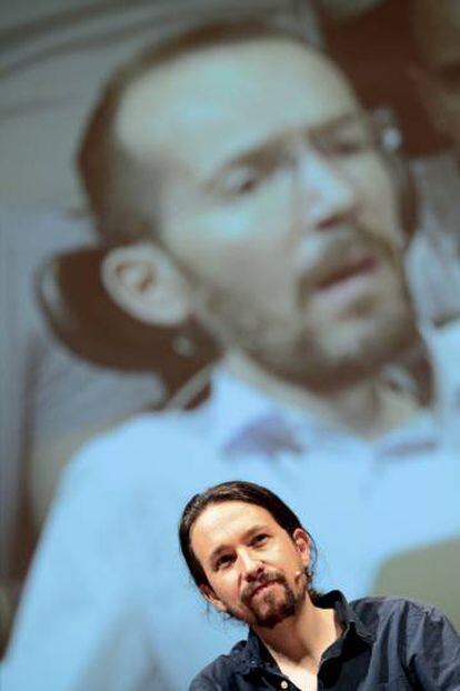 Pablo Iglesias y Pablo Echenique, el pasado viernes en Zaragoza.