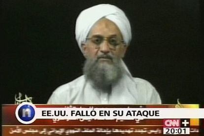 Al Zawahiri, en un momento de la grabación difundida hoy por Al Yazira.