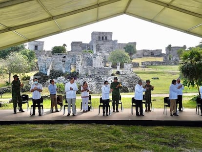 El presidente Andrés Manuel López Obrador, en Tulum, este domingo.