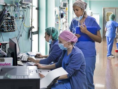 Trabajadoras sanitarias de un hospital valenciano.