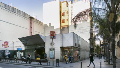 La estación de metro Fontana es un ejemplo de edificio donde se podría ubicar vivienda modular en altura.