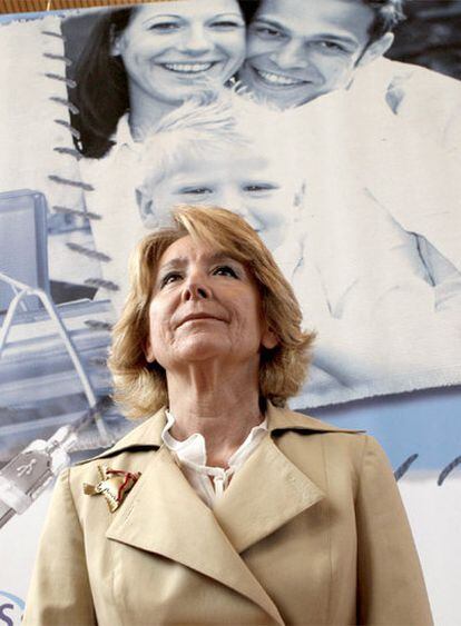 La presidenta de la Comunidad de Madrid, Esperanza Aguirre, hoy en el auditorio de la Fundación Canal Isabel II.