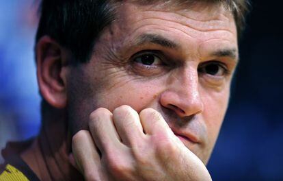 El exentrenador del Barcelona falleció a los 45 años víctima de un cáncer detectado en 2011. Tito Vilanova formó un tándem ganador con Pep Guardiola en el Barcelona y demostró mucha entereza a la hora de abordar los tratamientos de su enfermedad sin abandonar su actividad profesional.