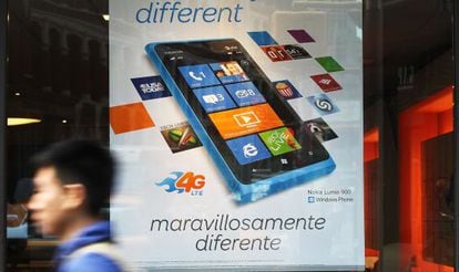 Un cartel publicitario del nuevo Lumia de Nokia.