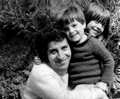 Fotografía cedida sin fechar del cantautor, facilitada por la Fundación Victor Jara