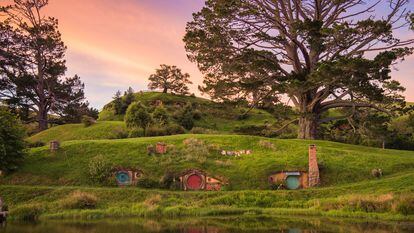 Hobbiton, el pueblo de los 'hobbits' creado por el director Peter Jackson para 'El señor de los anillos', en la isla Norte de Nueva Zelanda.