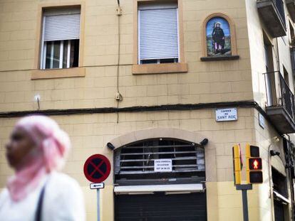 Una de las placas en agradecimiento a san Roque. 