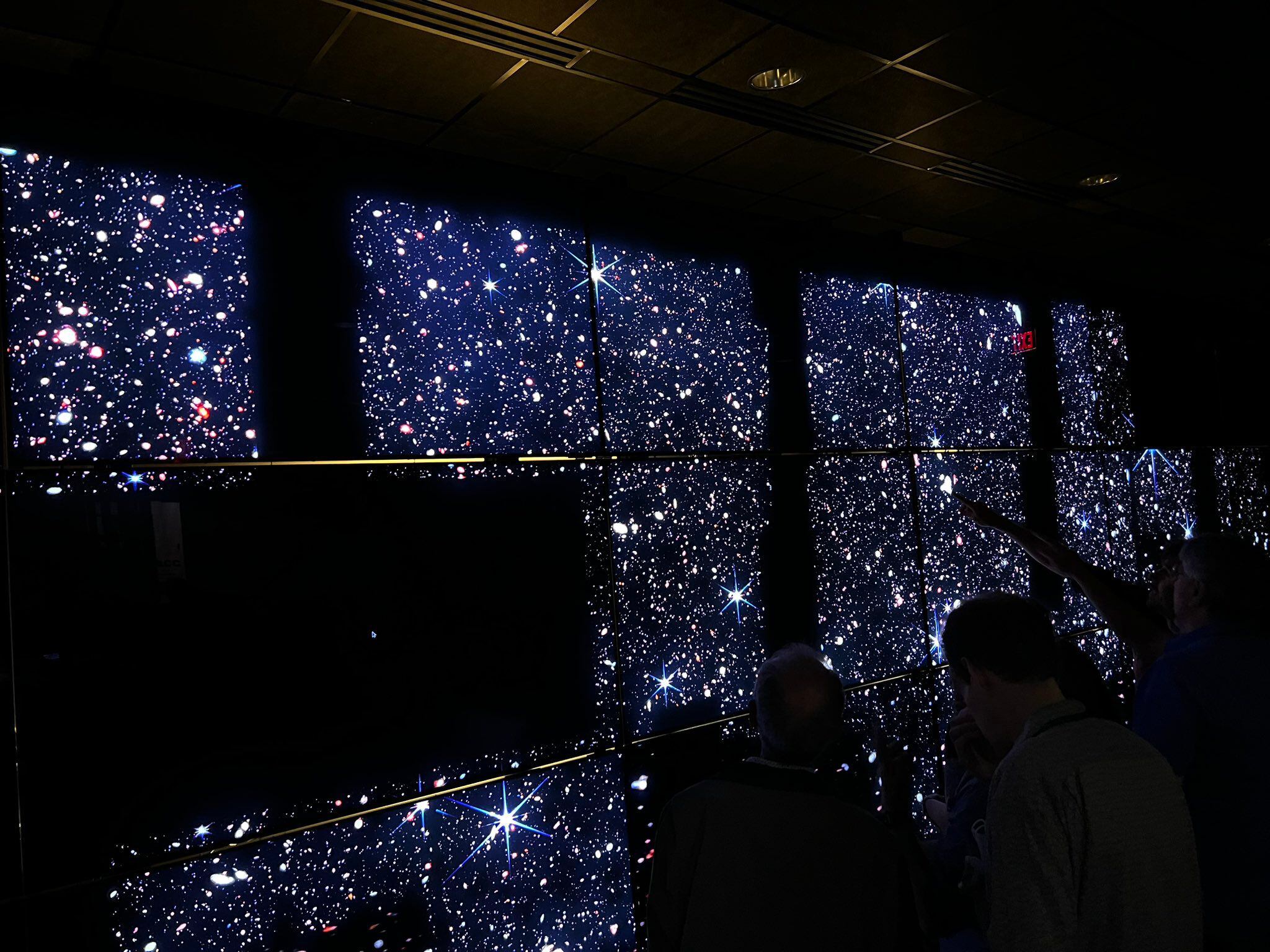 El centro de supercomputación avanzada de Texas (EE UU) este mayo durante reunión del Cosmic Evolution Early Release Science (CEERS).