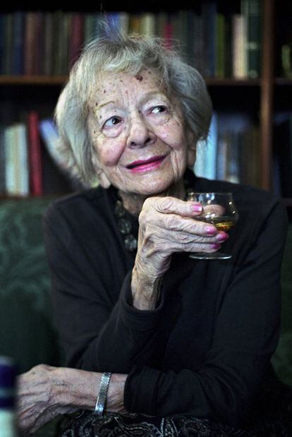 Wislawa Szymborska, en su casa en Cracovia en 2009.