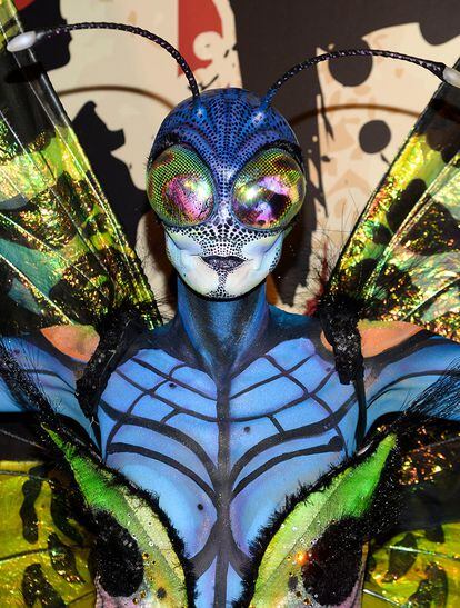 Heidi Klum se transforma en mariposa en su fiesta anual de Halloween. Como siempre, su disfraz ha sido impactante.