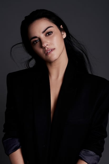 Maite Perroni, con más de 200 premios recibidos a lo largo de su carrera.