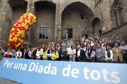 Un momento del acto del Partido Popular, esta mañana, en la Plaça del Rei de Barcelona.