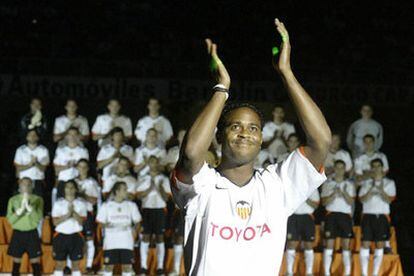 Kluivert, durante su presentación como jugador del Valencia