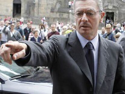 El ministro Alberto Ruiz-Gallardón ayer en Santiago.