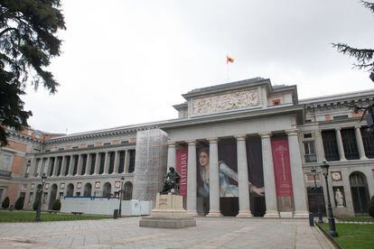 El museo del Prado tenía previsto inaugurar la muestra 'Invitadas' este lunes 30 de marzo.