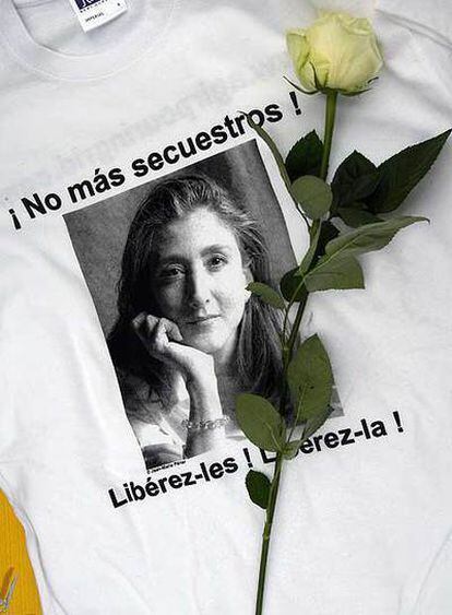 Una camiseta en la que se pide la liberación de Ingrid Betancourt.