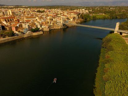 Una imagen del tramo final del río Ebro, a su paso por Amposta.