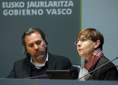 Zabaleta, durante la presentación en Bilbao del Barómetro 2011 de Inmigración.