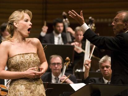La mezzosoprano Elina Garanca interpreta a Ravel el miércoles en Lucerna.