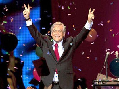 Sebastián Piñera, aspirante a la presidencia de Chile por la opositora Coalición por el Cambio, durante la presentación de su candidatura el martes por la noche.