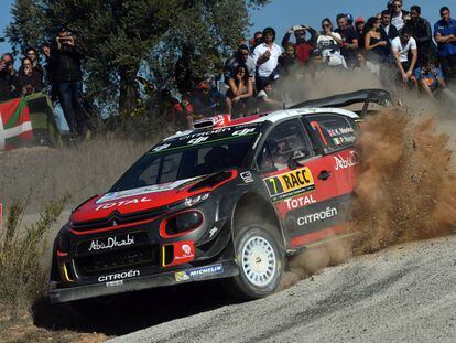 Meeke (Citroen), en la segunda etapa del Rally Catalunya.