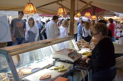 Fira del Formatge de Llad&oacute;. 