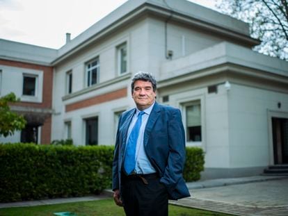 José Luis Escrivá, ministro de Inclusión, Seguridad Social y Migraciones, el viernes en la sede del ministerio.