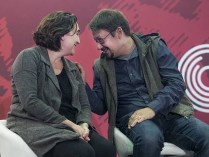 Ada Colau y Xavier Domènech, durante la asamblea de Catalunya en Comú.