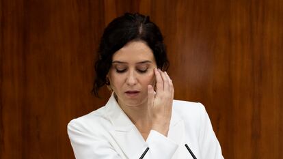 Isabel Díaz Ayuso el pasado junio en el debate de su investidura en la Asamblea de Madrid.