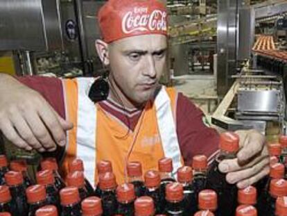 Cobega compra Begano para liderar la fusión de las franquicias de Coca-Cola