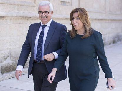 La presidenta de la Junta de Andaluc&iacute;a, Susana D&iacute;az, y el vicepresidente, Manuel Jim&eacute;nez Barrios, tras la votaci&oacute;n de hoy en el Parlamento andaluz.