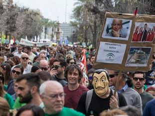 Manifestación en Sevilla contra el decreto de la Junta.