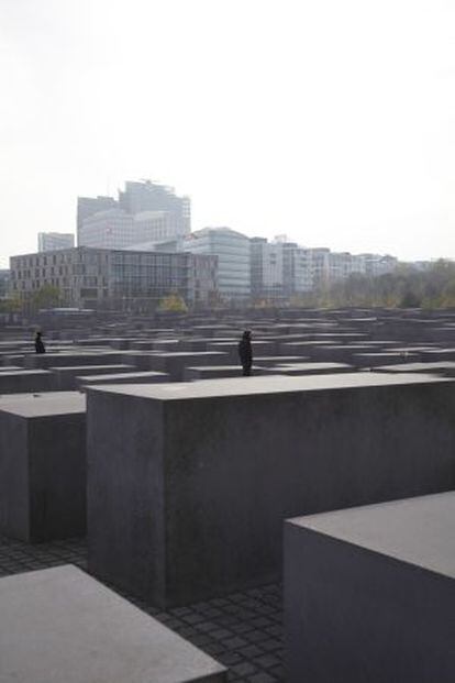 El Monumento a los judíos asesinados en Europa, en el centro de Berlín, es obra del arquitecto norteamericano Peter Eisenman.