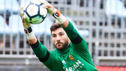 Álvaro Ratón, portero del Real Zaragoza, acusado de un delito de agresión sexual