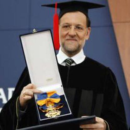 Mariano Rajoy, en su investidura como doctor honoris causa en Derecho por la Universidad Sergio Arboleda de Bogotá