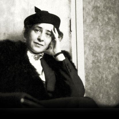 Hannah Arendt (1906 -1975) retratada desde Estados Unidos poco después de llegar al país, en 1941.