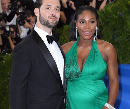 Serena Williams y Alexis Ohanian en el Museo Metropolitano de Nueva York.