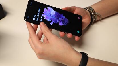 Samsung Galaxy Z Flip totalmente desplegado